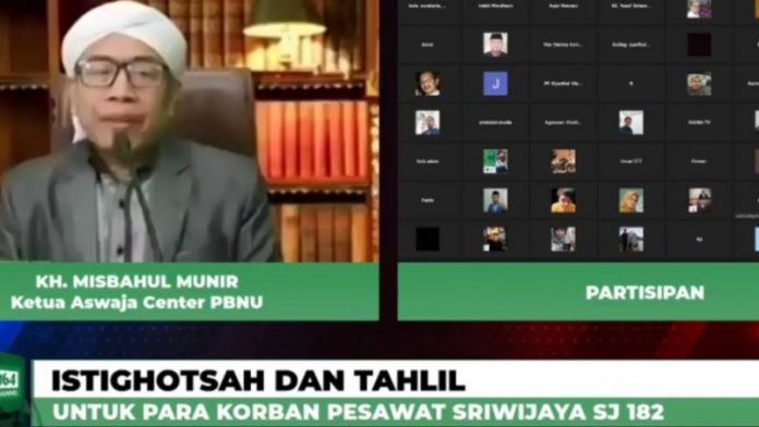 _PBNU menggelar doa dan tahlil untuk korban Sriwijaya SJ-182 secara virtual dipimpin KH Misbahul Munir. (NU Online)