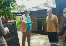 Rumah Dinas Kepala Kemenag HSU Tiba-tiba Ambles ke Air