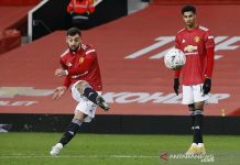 Mohamed Salah Tak Mampu Pertahankan Kemenangan Liverpool, Kalah 2-3 dari MU