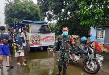 Pengungsi Desa Pejambuan Sei Tabuk Dipulangkan, Dibekali Sembako dan Alat Pembersih