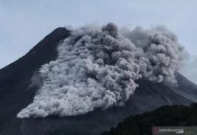 Gunung Merapi Tercatat Alami 144 Kali Gempa Guguran Pada 25 Desember 2021