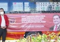 Realisasi Program Aspirasi Anggota DPR RI Dapil Kalsel, ULM Terima Dua Bus Sekolah dari Kemenhub RI