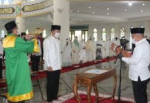 Bupati Lantik Ambo Sakka Sebagai Penjabat Sekda Tanah Bumbu
