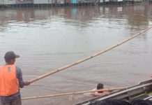 Relawan Gabungan Banjarmasin Lakukan Pencarian Korban Tenggelam di Sungai Martapura