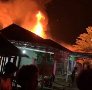 Kebakaran di Amuntai, HSU. (IG @info_kejadian_banjarmasin)