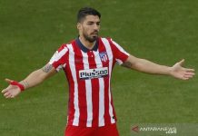 Di Bawah Bayang-bayang Messi Saat di Barcelona, Kini Suarez Menikmati Peran Algojo di Atletico