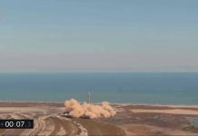 Detik-detik Prototipe Roket Luar Angkasa SpaceX Meledak