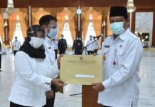 42 PPPK Pendidikan dan Penyuluh Pertanian Menerima SK dari Paman Birin