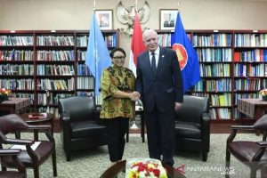 Dokumentasi - Menteri Luar Negeri RI Retno Marsudi bertemu dengan Menteri Luar Negeri Palestina Riyad al-Maliki di kantor PTRI di New York, Amerika Serikat, Rabu (8/5/2019). ANTARA/HO-Kemenlu RI/aa