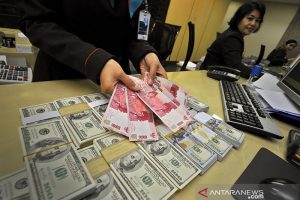 Nilai tukar rupiah terhadap dolar AS. (antara)