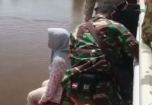 Dramatis, Penyelamatan Wanita Muda yang Ingin Terjun dari Atas Jembatan Rumpiang