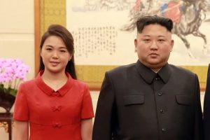 Kim Jong Un dan istrinya, Ri Sol Ju. (reuters via antara)
