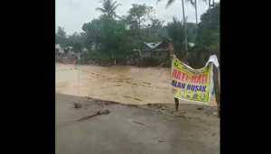 Air pasang dalam di Desa Alat, Hantakan, HST. (FB Syai Ful Endri)