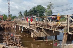 Jembatan Mataraman (antara)