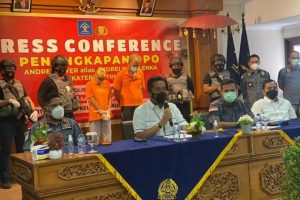Tim Mabes Polri, Resmob Polda Bali bersama Imigrasi Khusus Kelas I Ngurah Rai berhasil menangkap seorang buronan Interpol Andrew Ayer alias Andrei Kovalenka. (ANTARA/ HO-Polri)