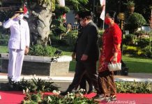 Menseskab Pramono Anung Hadiri Pelantikan Putranya Sebagai Bupati Kediri Terpilih Pada Pilkada Jawa Timur 2020