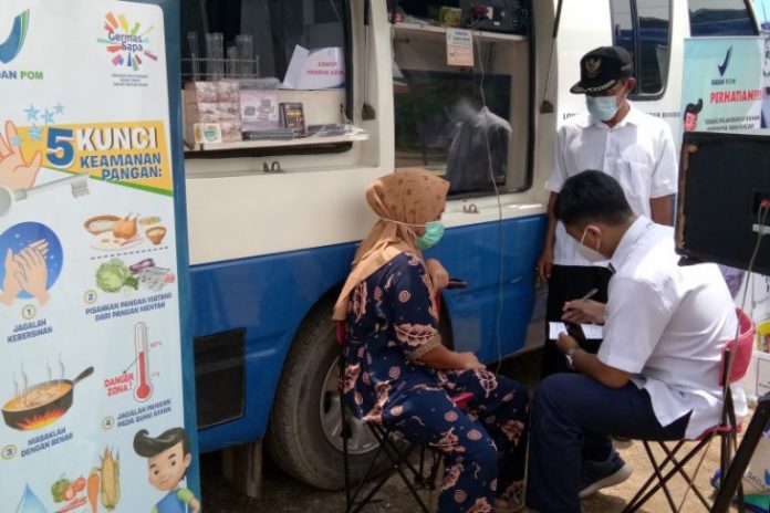 Loka POM Tanah Bumbu lakukan pengawasan obat dan makanan ke desa terpencil. (antara)