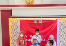 Pemberian Vaksin Tahap Dua Kepada Tenaga Kesehatan Tanah Bumbu Dan Sejumlah Pejabat Berlangsung Lancar