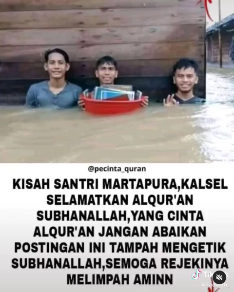 Viral, Tiga Santri di Martapura Selamatkan Alquran Saat Banjir. Ustadz Dasad Latif Ajak Warganet Dekat Dengan Alquran