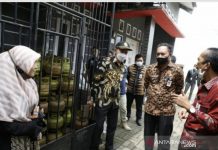 Ambo Sakka Turun Cari Tahu Penyebab Kelangkaan LPG di Tanah Bumbu ﻿
