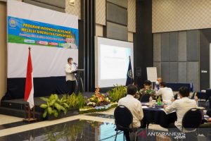Bupati Garut Rudy Gunawan menyampaikan sambutan dalam acara penanganan narkoba di Kabupaten Garut, Jawa Barat, Rabu (3/3/2021). ANTARA/HO-Diskominfo Garut