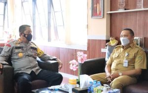 Kapolresta Banjarmasin, Kombes Pol Rachmat Hendrawan, menerima kunjungan Plh Wali Kota Drs Mukhyar. (Humas Polresta Banjarmasin)