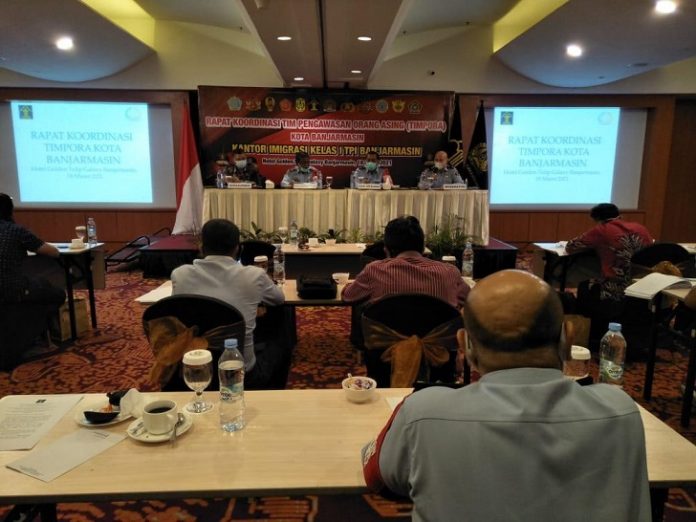 Rapat Koordinasi Kantor Imigrasi Kelas I Banjarmasin di Hotel Golden Tulip Banjarmasin, Kamis 18 Maret 2021. (wartabanjar.com/yayu fathilal)