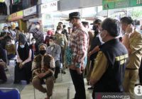 Vaksinasi Pedagang Pasar Antasari Dipantau Langsung Pj Gubernur ﻿