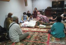 Tokoh Tionghoa Kalsel Turut Berduka Atas Meninggalnya Anton Medan