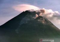 Hujan Abu Vulkanik Gunung Merapi Guyur 7 Kecamatan