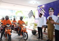 'Tuntung Digawi Kami Kirim', Inovasi Disdukcapil Banjar dengan PT Pos Indonesia