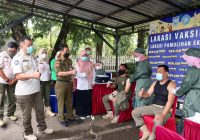 Pejabat Kemendagri Ini Semangati Anggota Satpol PP Banjar Vaksin Covid 19