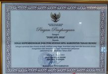 Beri Layanan Prima Kependudukan, Tanah Bumbu Raih Dapat Penghargaan dari Mendagri