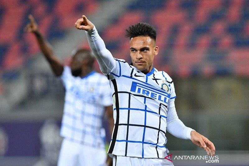 Ekspresi penyerang Inter Milan Lautaro Martinez saat tampil menghadapi Bologna dalam lanjutan Liga Italia di Stadion Renato Dall'Ara, Bologna, Italia, Sabtu (3/4/2021) waktu setempat. (ANTARA/REUTERS/Jennifer Lorenzini)