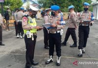 63 Personel Polsekta Banjarmasin Tengah Jalani Tes Urine Diawasi Propam Polresta Banjarmasin