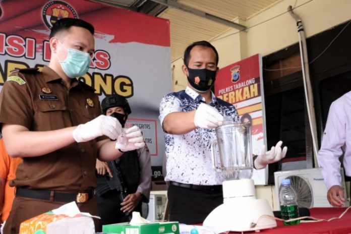 Sabu diblender Polres Tabalong (antara)