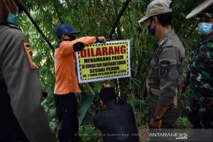 Giat penertiban tambang pasar dan galian C di sungai atau bantaran Sungai Amandit (Fathurrahman/Satpol PP HSS/Antarakalsel)