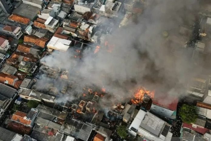 Kebakaran di Taman Sari Jakarta. (antara