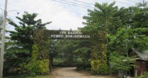 Pintu gerbang memasuki kawasan TPA Basirih. (DLH Banjarmasin)