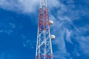 Ilustrasi - Sebuah tower jaringan 4G LTE yang dibangun Telkomsel di Pulau Ndao, Kabupaten Rote Ndao, Provinsi Nusa Tenggara Timur, yang merupakan kabupaten terselatan wilayah Negara Kesatuan Republik Indonesia (NKRI). ANTARA/HO-Humas Telkomsel Area Jawa Bali
