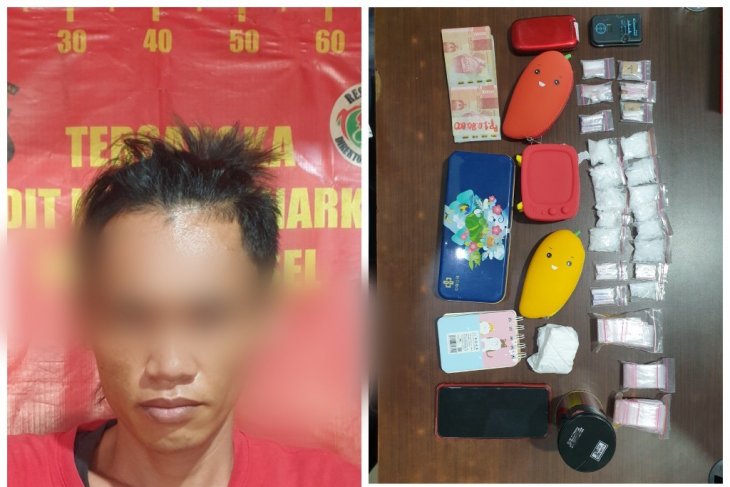 0505_Pengedar sabu di Kompleks Familia, Banjarbaru. (antara) Tersangka ditangkap Subdit 3 Ditresnarkoba Polda Kalsel. (ANTARA/Firman)