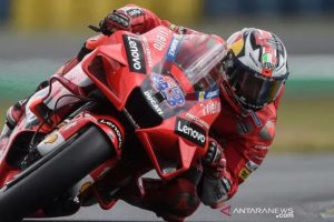 Pebalap tim Ducati Lenovo Jack Miller menjalani babak kualifikasi Grand Prix Prancis di Sirkuit Bugatti, Le Mans. (15/5/2021). ANTARA/AFP/JEAN-FRANCOIS MONIER/pri.