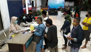 Suasana terminal penumpang Bandarmasih Pelabuhan Trisakti Banjarmasin, Selasa malam. (IG @kabarbanuakalsel)