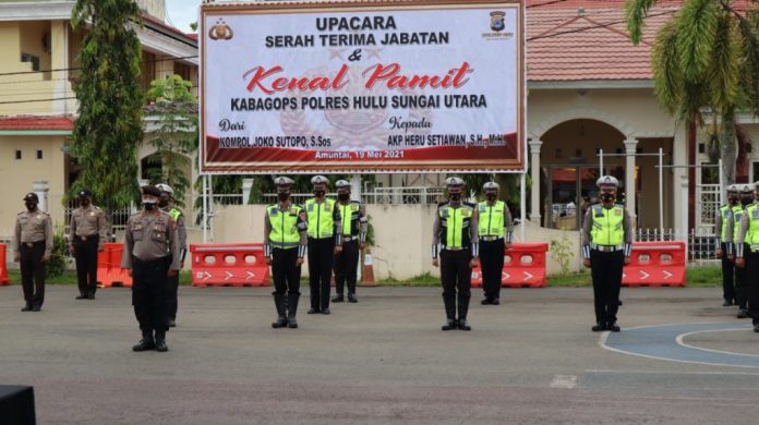 _Kapolres HSU pimpin sertijab Kabag Ops. (Polres HSU)