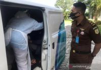 Tersangka Korupsi Positif Covid-19, Kejati NTB Tunda Penahanan