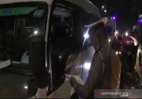 Ratusan Buruh Tak Bisa Kerja Akibat Penyekatan Tol Jakarta-Cikampek  ﻿