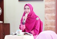 Oki Setiana Dewi Bantah Kabar Keretakan Rumah Tangga dengan Ory Vitrio