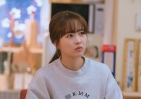 Inspirasi Fashion Kece Badai Ala Park Bo Young di Drakor Doom At Your Service, Cocok Dipadukan dengan Hijab