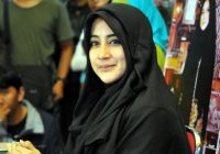 Umi Pipik Berbagi Pengalaman ke Irish Bella Tentang Cara Hadapi Suami Pemakai Narkoba