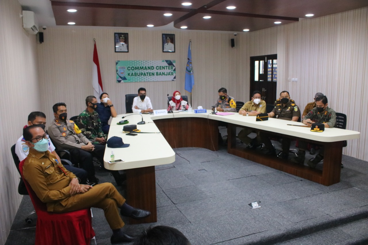 Dirjen Bina Pemdes Kemendagri Pantau Pilkades Serentak di Kabupaten Banjar
